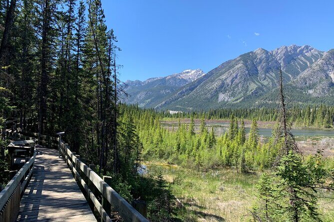 Banff LOST TOWNS and Untold Stories! 2hr Walk + Transportation - Group size and energy: what 12 people changes
