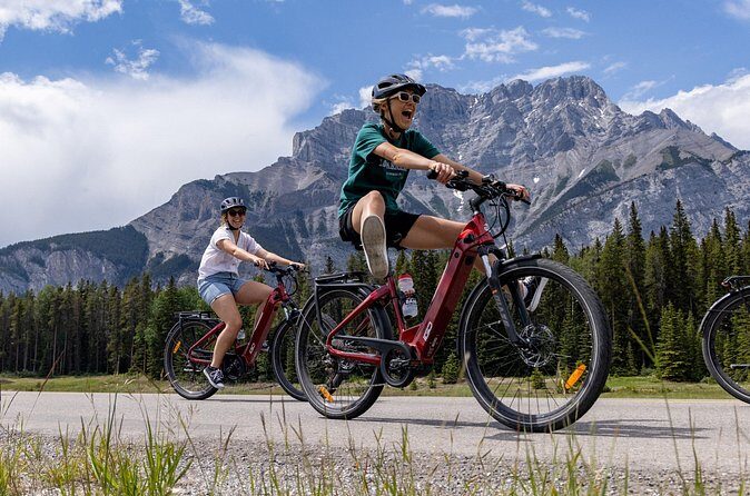 Banff Mountain Lakeside - E-bike Tour - Pace and group size: why this doesn’t feel crowded