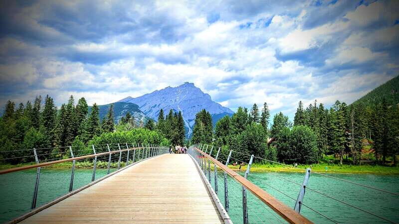 Banff Private Full-Day Tour Lake Louise, Gondola & more - Key highlights you’ll actually feel