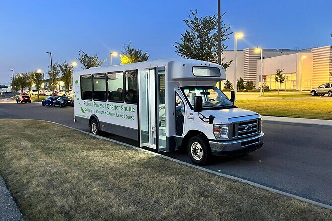 Banff to Calgary Private Shuttle - Calgary drop-off: customized and straightforward