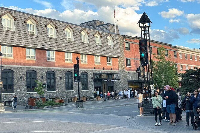 Banff to YYC Airport Shared Shuttle Service - Key Things I’d Focus On Before Booking