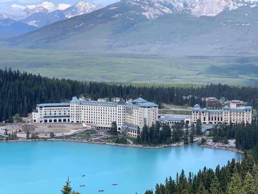 Banff Town: Lake Louise Moraine, Glacier, Peyto & Bow Lake - Price and Value: What You’re Really Paying For