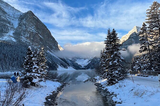 Banff, Yoho, and Icefield Parkway Private Tour - Peyto Lake in Winter: Ice Cleats, a Short Hike, Big Payoff