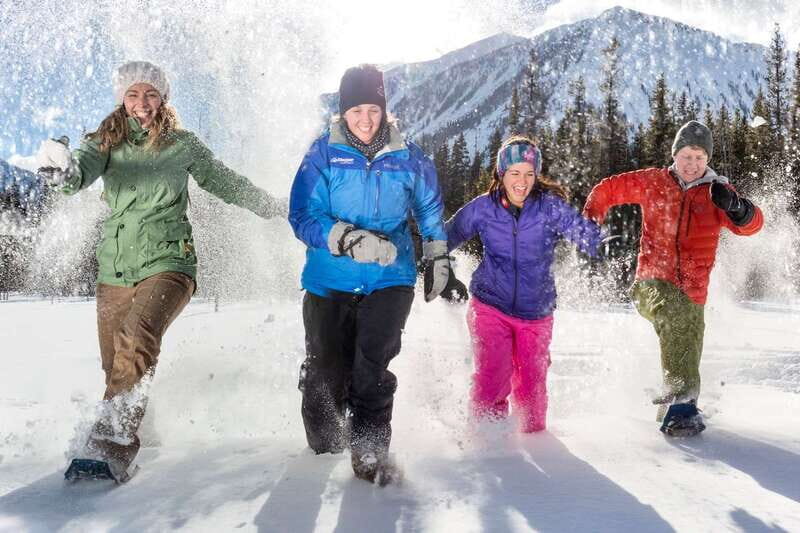 From Banff: Snowshoeing Tour in Kootenay National Park - Snowshoeing on an easy 3 km powder trail (with real coaching)