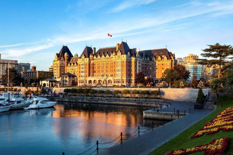 From Vancouver: Victoria, BC Ferry, Butchart Gardens Tour - Butchart Gardens in About 75 Minutes: How to See It Well