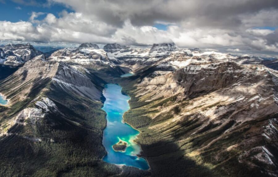 Kananaskis: 45 Minute "Sleeping Warrior" Helicopter Tour - Marvel Peak to Spray Lakes return: how the back half stays scenic