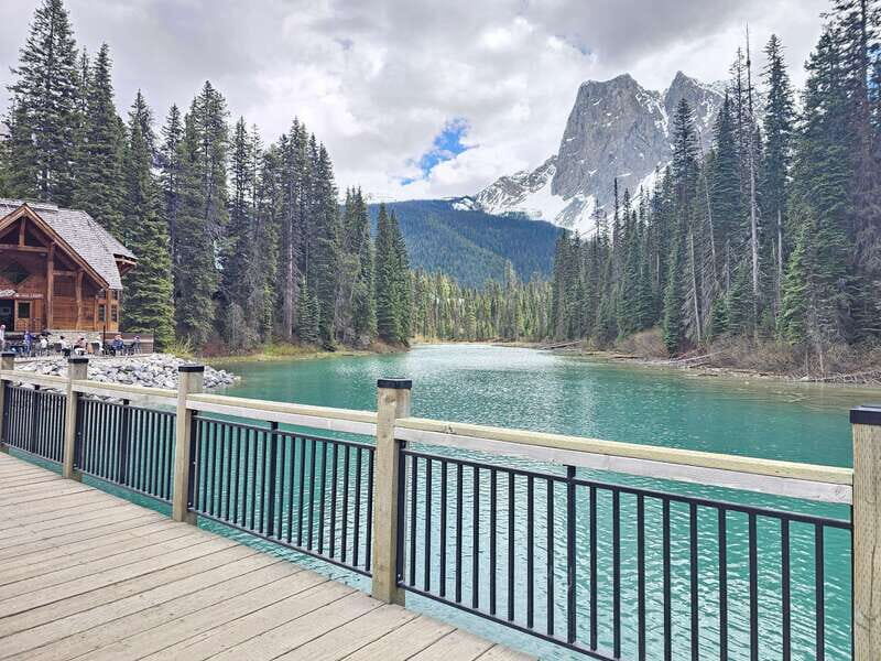 Private Tour Banff/Emerald Yoho Customized Sightseeing - Price and what you’re really buying (up to 5 people)