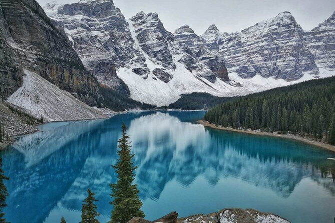 Shuttle from Banff or Canmore to Moraine Lake and Lake Louise - A practical way to hit Moraine Lake and Lake Louise in one day