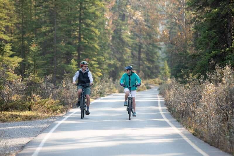 The Local Banff Explorer - E-Bike Tour - Entering Banff Fast: What the Two-Hour E-Bike Style Gives You